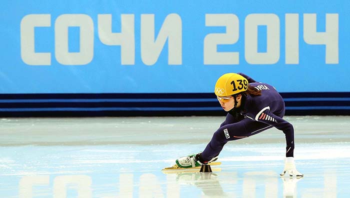 한국 쇼트트랙 국가대표 심석희가 15일 ‘2014 소치 동계올림픽’ 쇼트트랙 여자 1500m에 출전해 역주하고 있다. (사진제공: 대한체육회)