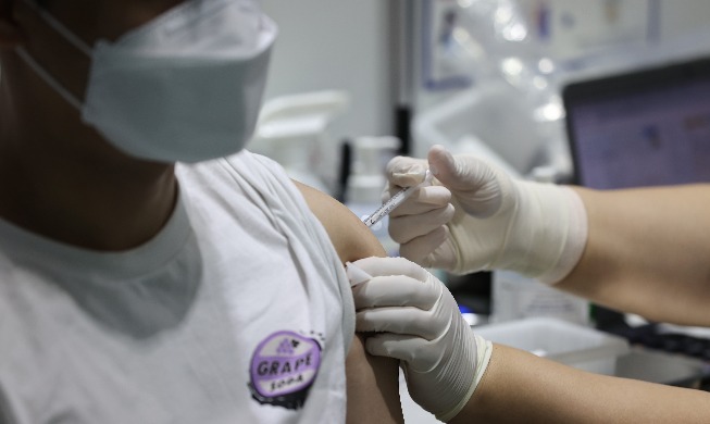 韩国接种首剂新冠疫苗人数破3000万