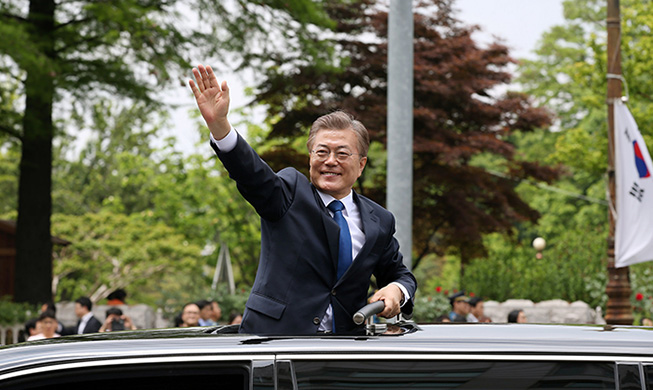 大韩民国，照亮民主主义的未来