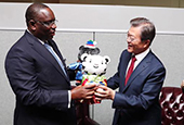 韩-塞内加尔首脑会谈（2017年9月）