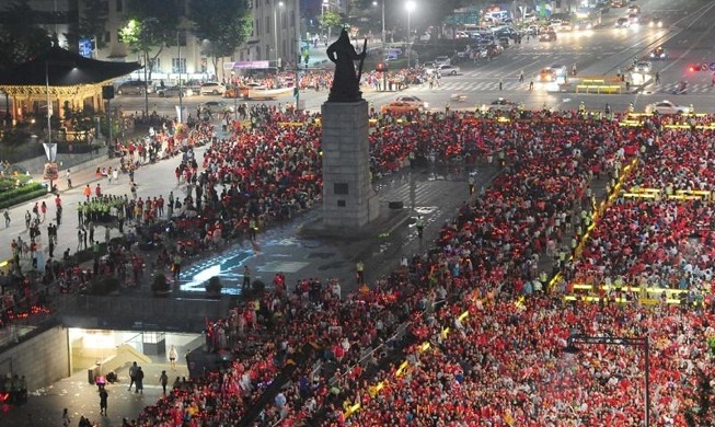 韩国“红魔”今晚在光化门广场助威世界杯
