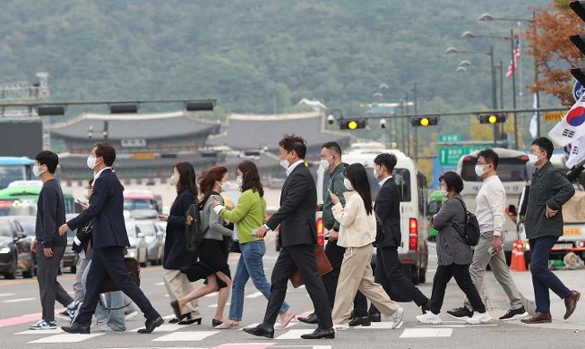 IMF：韩今年经济增长率由2.3%上调至2.6%