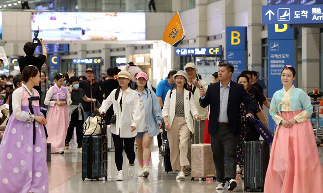 韩政府为吸引中国游客来韩旅游，免除赴韩电子签证手续费
