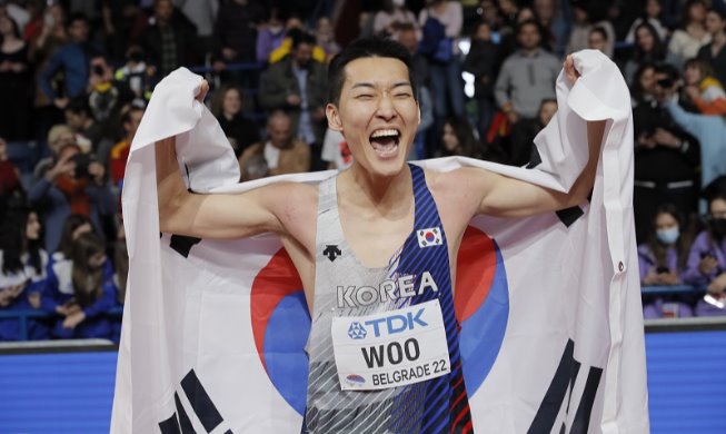 韩跳高选手禹相赫在世界室内田径锦标赛摘史上首金