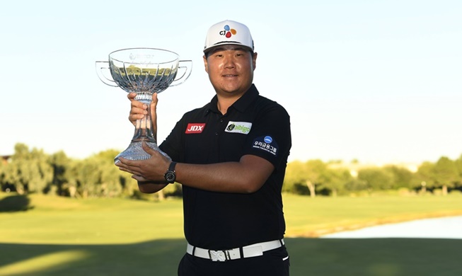 韩高球手任成宰、高真荣分别夺得美PGA与LPGA巡回赛冠军