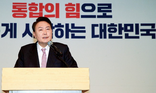 韩国第20届总统当选人尹锡悦是谁？