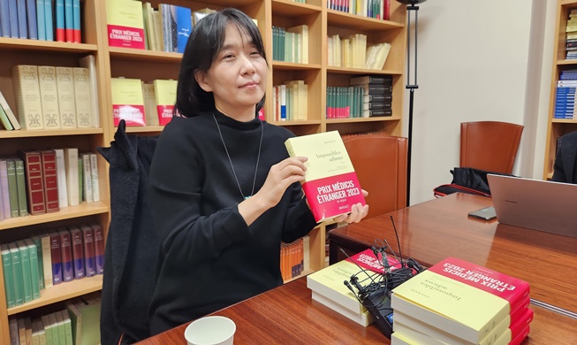 韩作家韩江《不做告别》荣获法国梅迪西斯文学奖