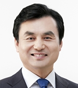 安圭伯