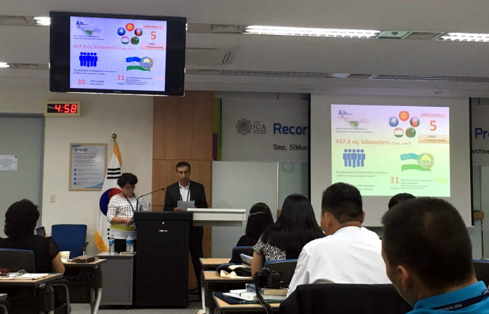 5日，参加韩国国家记录院进修课程的乌兹别克斯坦档案管理专家，在国家记录院发表本国的档案管理政策与现状。