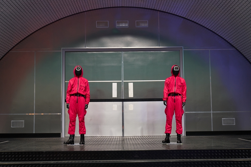 图为韩剧《鱿鱼游戏2》的拍摄现场。图片来源：奈飞