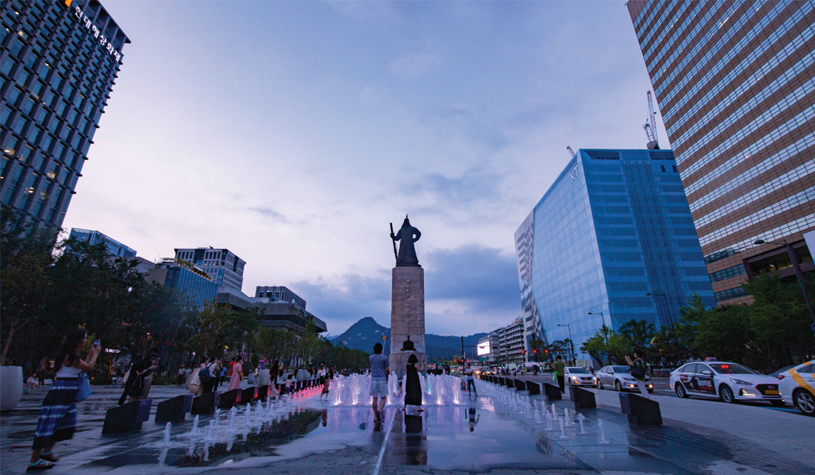 Gwanghwamun Square