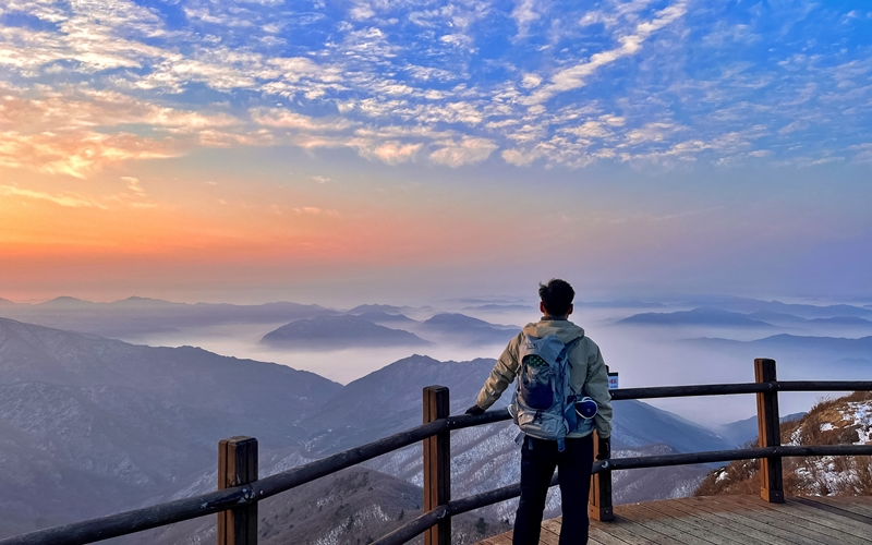 耶根森表示，虽然很多人认为韩国的国立公园只有陡峭的山，登山难度大，但事实并非如此。很多国立公园有着适合散步的溪谷或海边，风景也非常美丽，会让人惊叹不已。图为智异山国立公园风景。图片来源：朴贤正 摄