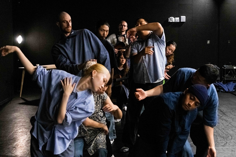 图为韩国和美国的合作创作的舞蹈合作《ONCE and for ALL》演出剧照。图片来源：文化体育观光部