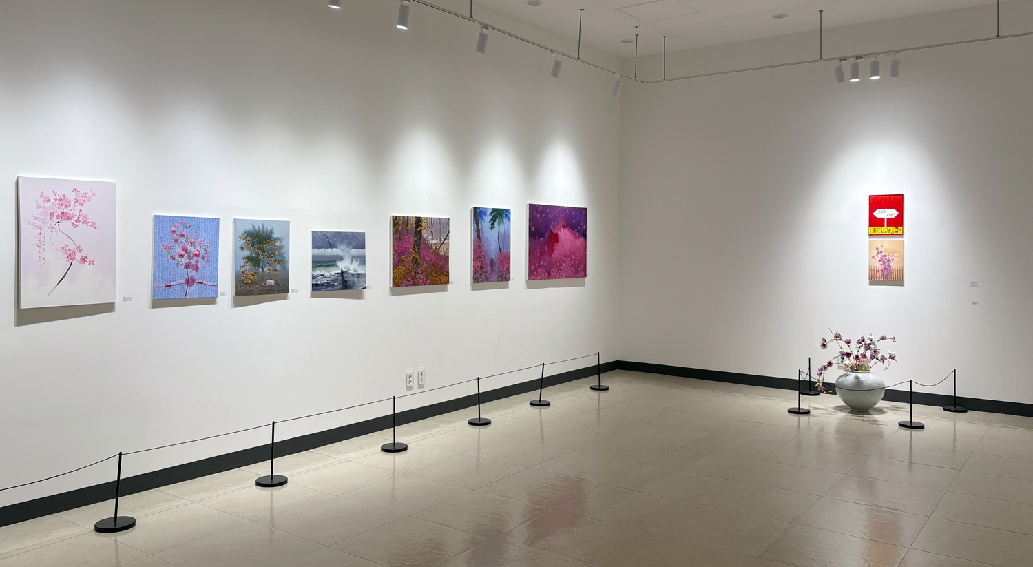 首尔江西区统一部南北统合文化中心一层展厅，作家线无的展览《我的想法是》。韩宣网记者Charles Audouin 摄