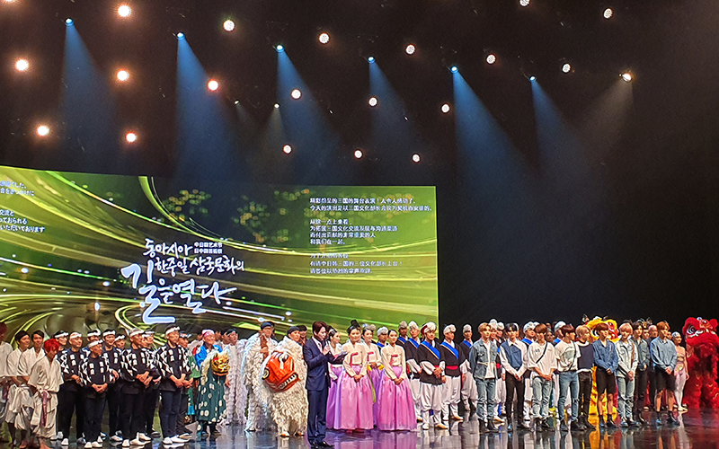 8月29日，2019韩中日艺术节演出现场。图片来源：韩宣网DB