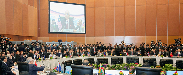 Korea_EAS_Summit_20151122_01.jpg
