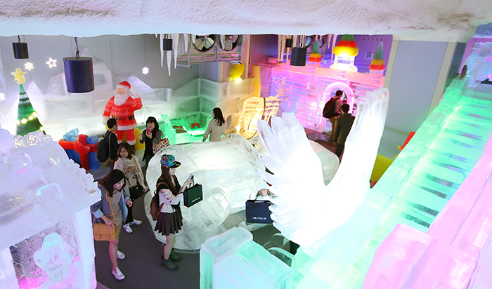 트릭아이 미술관은 지난 7월 아이스 뮤지엄을 개관, 관람객으로부터 좋은 반응을 얻고 있다. (사진: 전한)