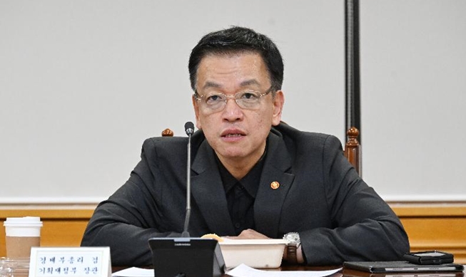 韩政府与央行将积极应对扭转市场变动