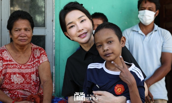 金建希录制视频鼓励即将接受心脏病手术的柬埔寨患儿