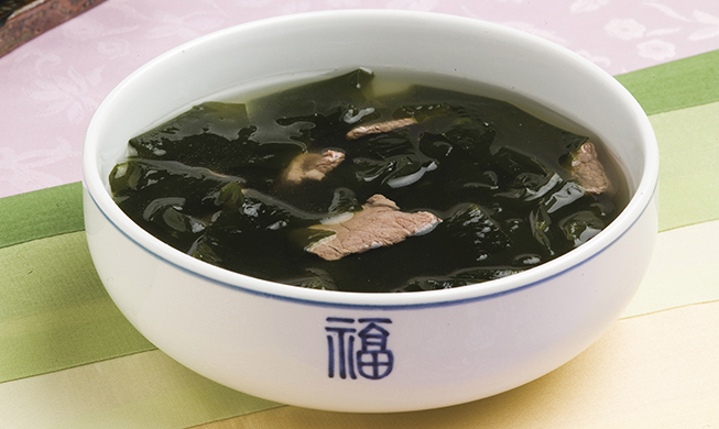 韩国料理食谱系列之：海带汤 (미역국）