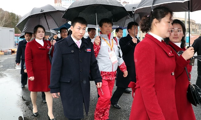 “再见”，平昌冬残奥会朝鲜代表团返朝