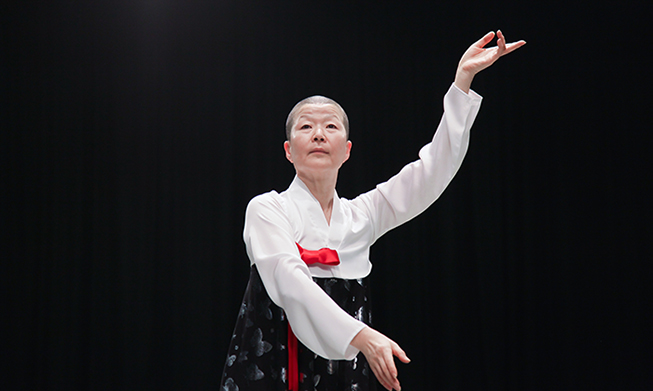 跨越界限，安银美朝鲜舞六月上演