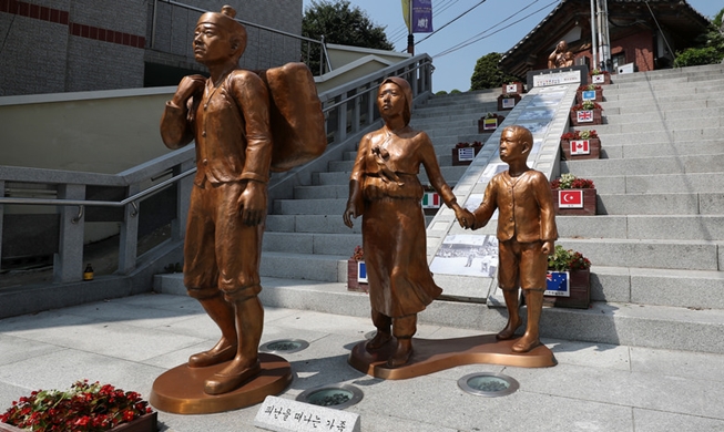 釜山：遇见“1023天避难民生活的根据地”