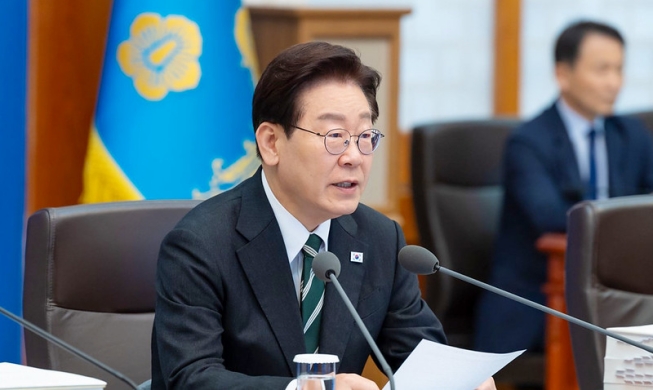 李在明：韩国净债务比率低于G20平均水准 将继续采取积极财政政策基调