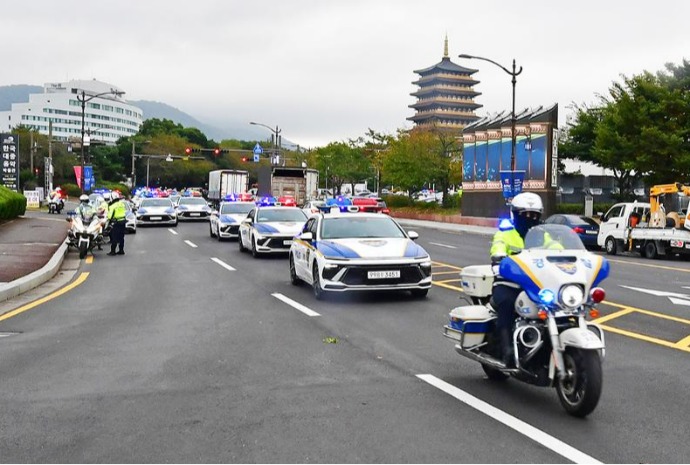 APEC峰会倒计时十天 警方开展安保演练