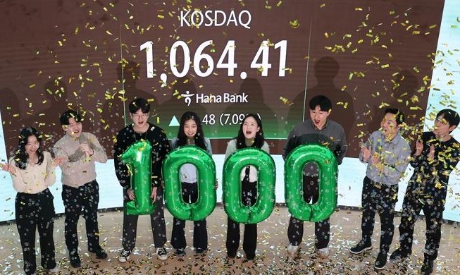 KOSDAQ时隔4年破1000点大关
