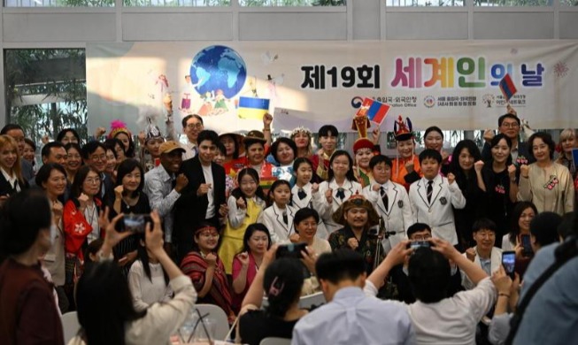 韩政府将向全国中小学普及韩国语能力诊断工具
