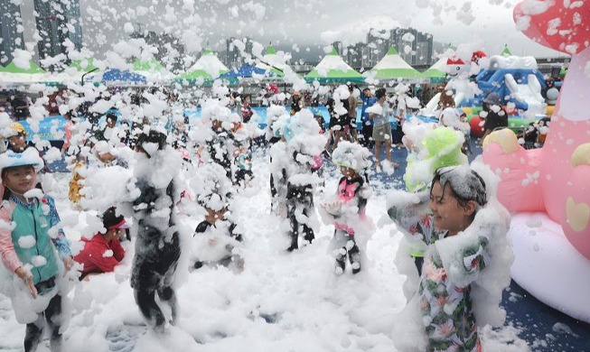 8月“飞雪”