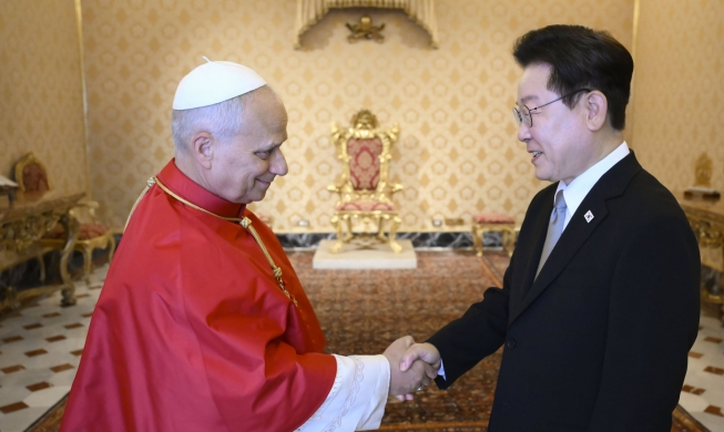 李在明：教皇称将积极考虑在明年访韩时访朝