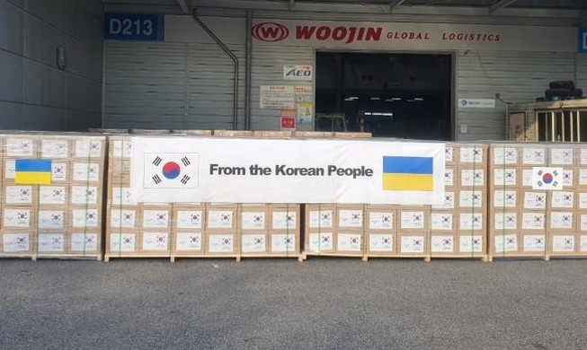 韩政府再向乌克兰运送20吨救援物资