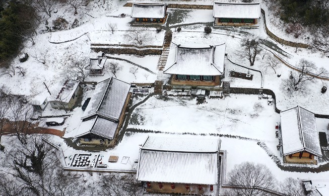 白雪覆盖的咸平龙泉寺