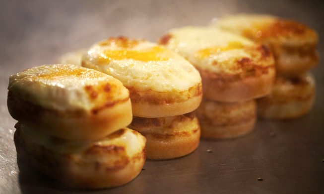 韩国街头小吃鸡蛋面包入选CNN“全球50种最佳面包”