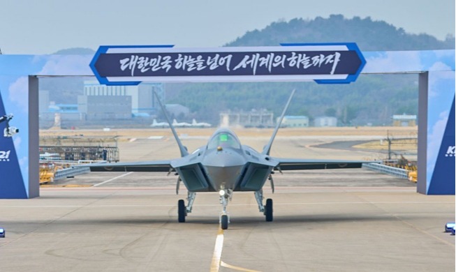 韩国开启国产战斗机时代 KF-21获“适合实战”判定