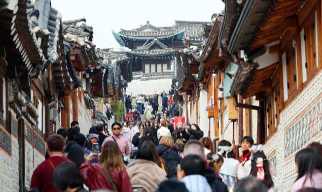上半年访韩游客突破1000万人次 前5个月刷卡消费近8万亿韩元