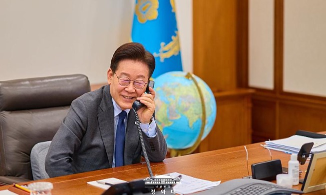 李在明与新西兰总理通电话共商中东局势