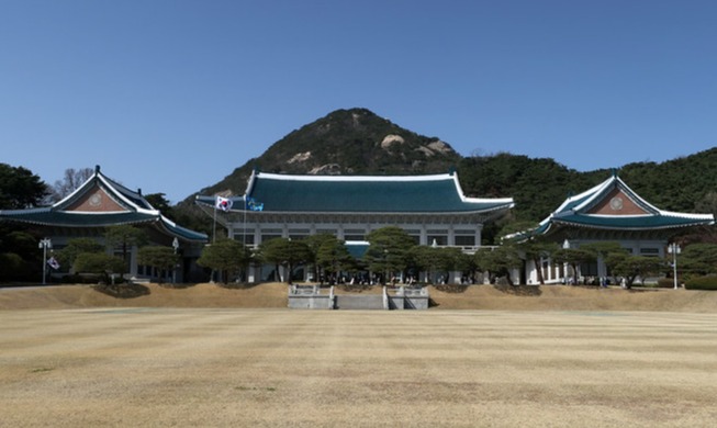 李在明今日入驻青瓦台办公