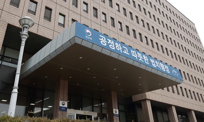 韩国将新设建筑机械制造员等签证类别 法务部采纳六项建议