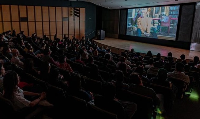 驻纽约韩国文化院举办白南准纪录片特别上映会