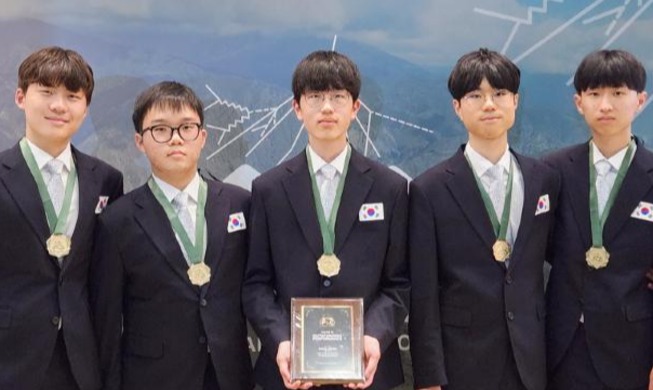 韩国科学英才在国际物理奥林匹克竞赛中全员夺金
