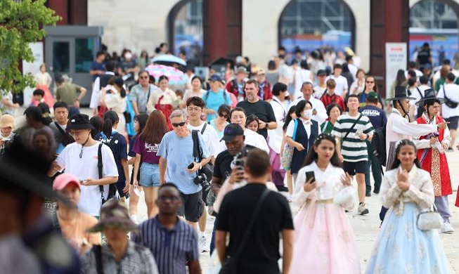 韩7月外国游客破百万 创新冠疫情后单月新高