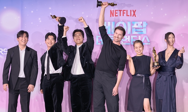 《K-POP：猎魔女团》主创携奥斯卡小金人访韩 续篇灵魂仍为“韩国特质”