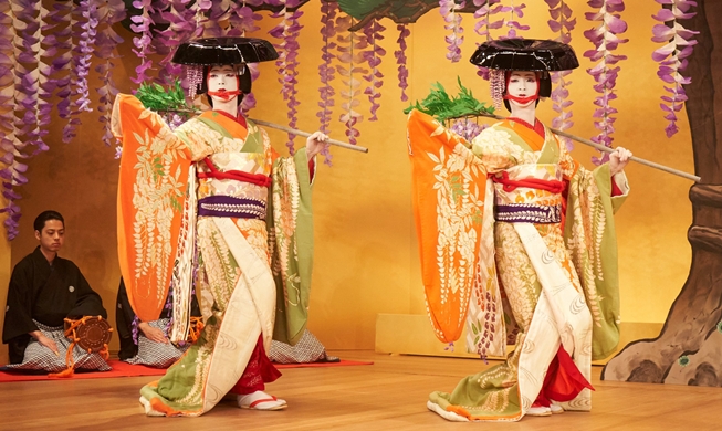 韩裔导演李相日新片《国宝》在日本观影人数突破千万