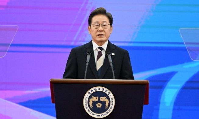 韩国总统李在明在国会宣誓就职