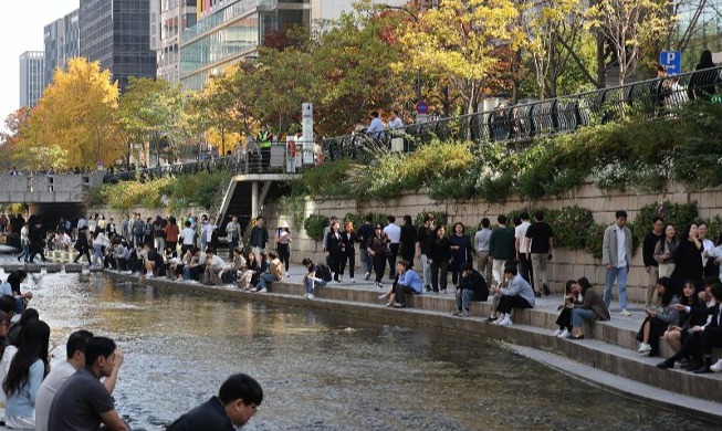 首尔清溪川11月的风景