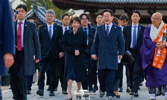 韩日领导人穿梭外交会晤 商讨供应链及经济安全议题