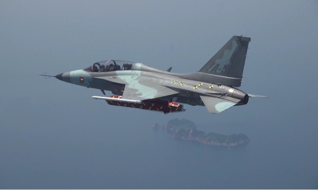 韩国首款国产远程空对地导弹，飞行安全性验证成功